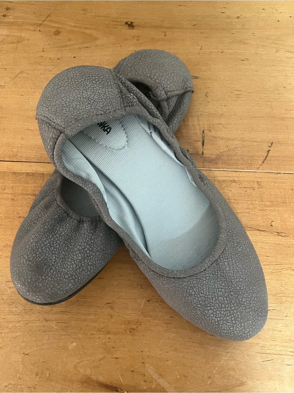 Minnetonka Gray Foldable Ballet Flats